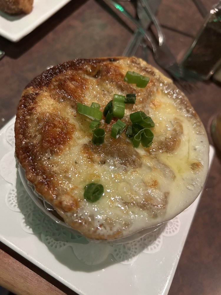 French Onion Soup at the New Deck Tavern